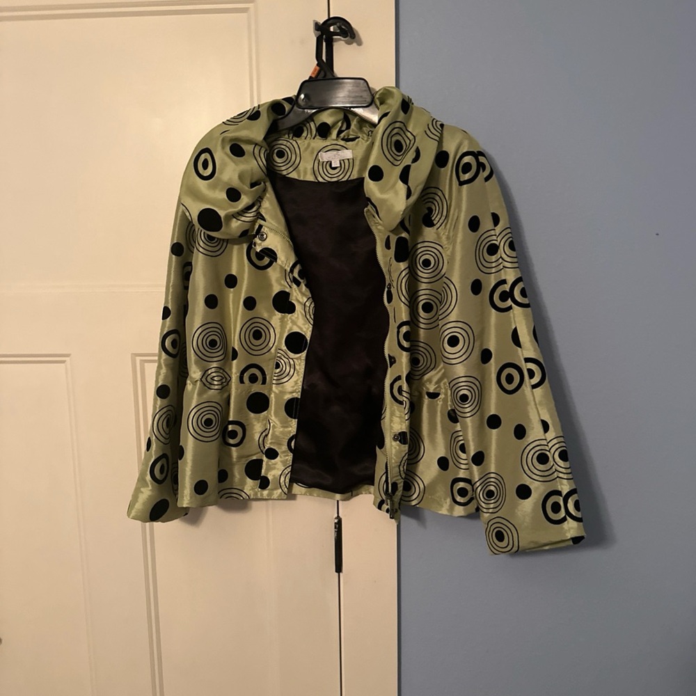 Ubu Jacket Size Small Green And Black Zipper And Snaps